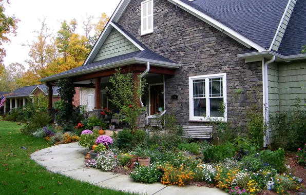 Картинка трава, цветы, газон, дорожка, особняк, кусты, осень.дом