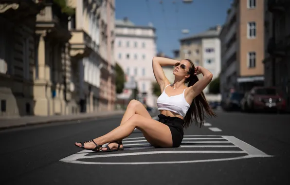 Картинка лето, девушка, лицо, город, улица, модель, волосы, фигура