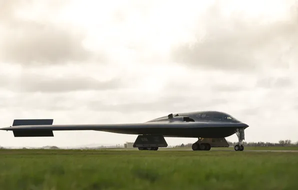 ВВС США, Northrop B-2 Spirit, малозаметный стратегический бомбардировщик