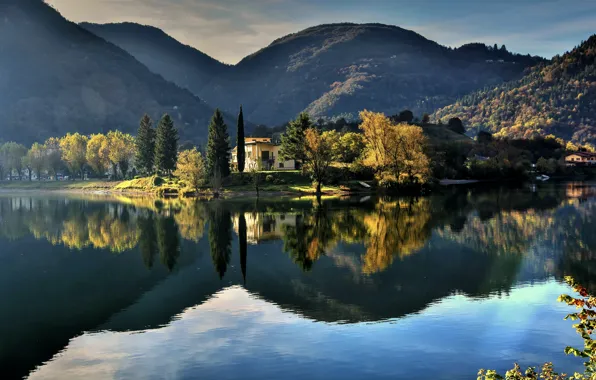 Картинка деревья, пейзаж, горы, природа, озеро, дом, отражение, Италия