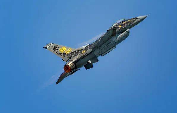 Взлёт, истрибитель, боевой самолёт