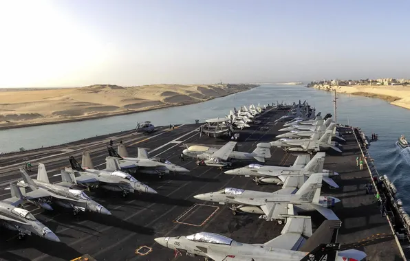 Оружие, авианосец, USS Dwight D. Eisenhower, Suez Canal