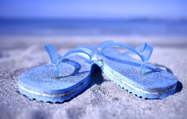 Картинка песок, пляж, лето, голубые, шлёпки
