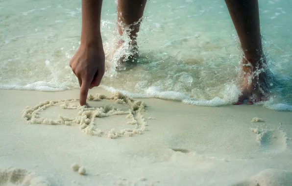 Вода, сердце, руки