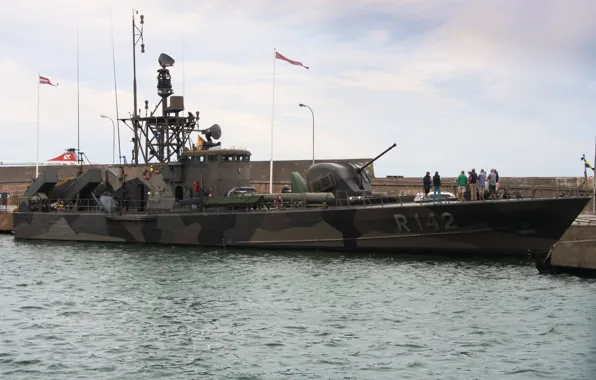 Корабль, Швеция, боевой, R-142