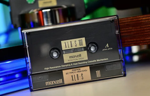 Cassette, MAXELL, type II, Chrome tape, XLII-S