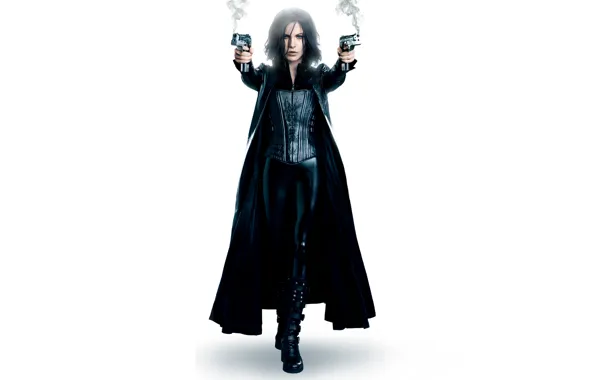 Пистолеты, дым, брюнетка, костюм, Kate Beckinsale, белый фон, вампир, Кейт Бекинсейл