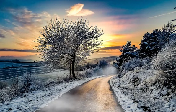 Зима, дорога, закат