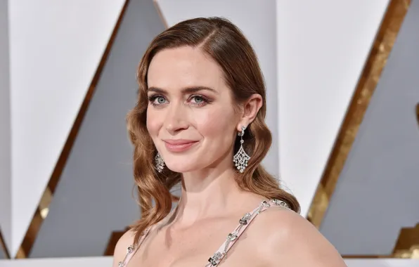 Взгляд, девушка, поза, актриса, Эмили Блант, Emily Blunt, hair