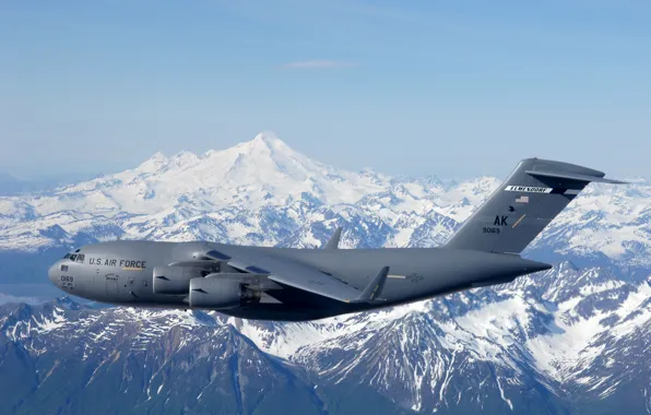 Картинка небо, полет, пейзаж, горы, США, ВВС, C-17 Globemaster III, Air Force Base