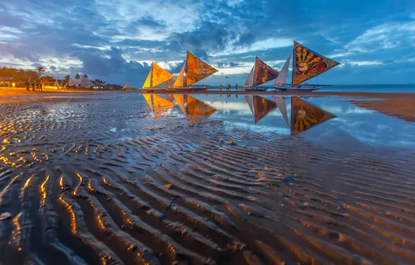 Картинка песок, море, небо, огни, берег, лодка, человек, вечер