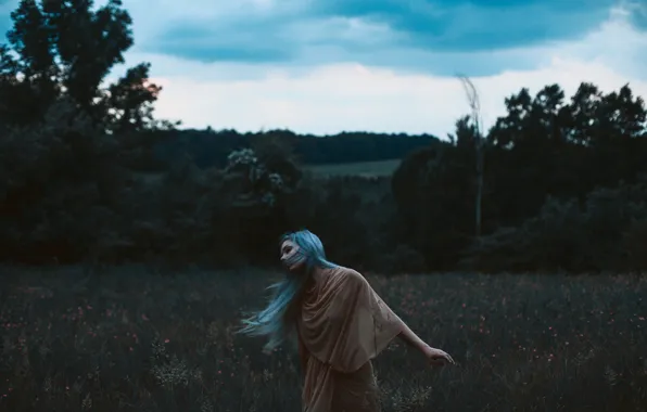Девушка, природа, ветер, голубые волосы, Aleah Michele, Even the skies scream