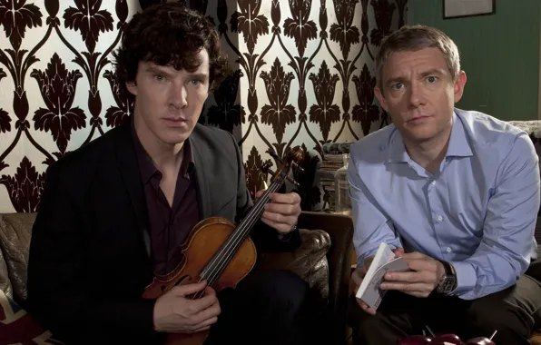 Комната, скрипка, книга, Мартин Фриман, Бенедикт Камбербэтч, Sherlock, Sherlock BBC, Sherlock Holmes