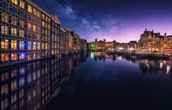 Картинка небо, звезды, ночь, город, Амстердам, Нидерланды, млечный путь