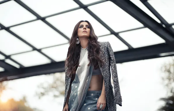 Girl, fashion, figure, model, beauty, hair, brunette, pose
