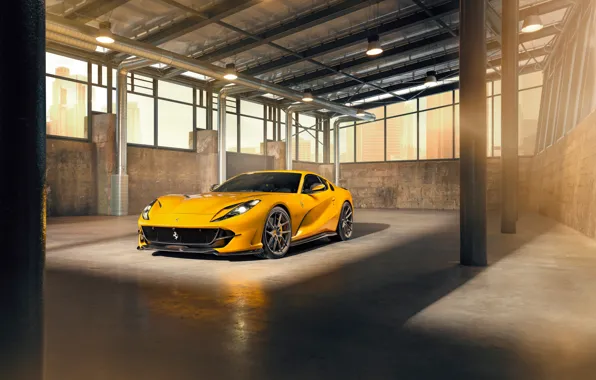 Картинка машина, свет, жёлтый, лампы, окна, Ferrari, стильный, спортивный