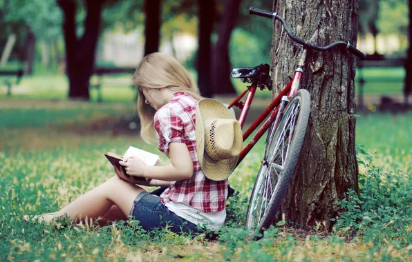 Картинка лес, лето, девушка, велосипед, парк, дерево, рубашка, шдяпа
