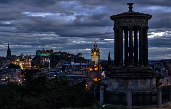 Картинка небо, тучи, город, вечер, Шотландия, освещение, Великобритания, архитектура