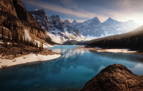 Картинка лес, свет, горы, озеро, скалы, Канада