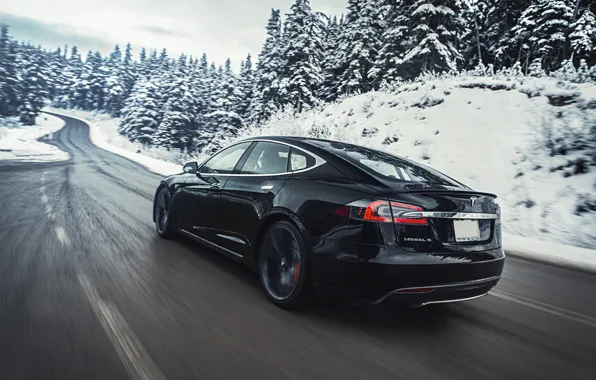 Картинка снег, горы, движение, трасса, электрокар, Tesla Model S