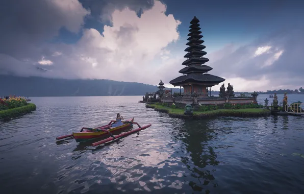 Картинка облака, пейзаж, озеро, лодка, Бали, Индонезия, храм, Пура Улун Дану