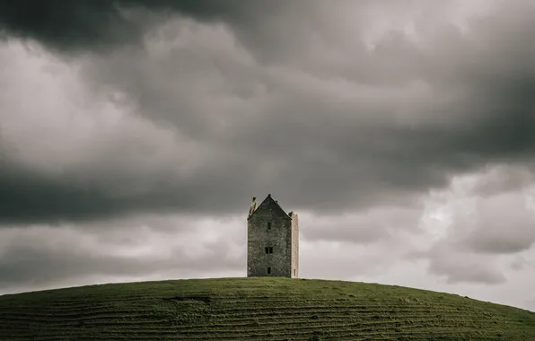 Картинка гроза, башня, холм