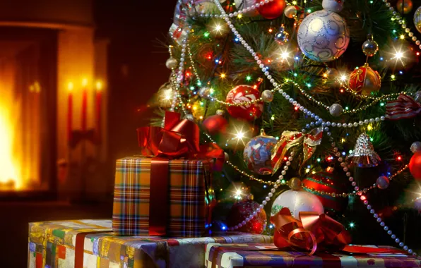 Украшения, lights, елка, свечи, фонари, подарки, камин, New Year