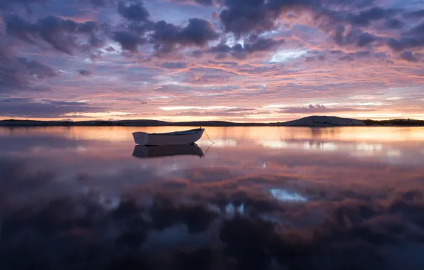 Картинка небо, облака, закат, отражение, берег, лодка, вечер, Новая Зеландия