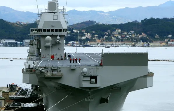 УДК, ВМС Италии, INS Trieste