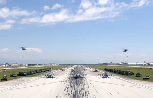 Авиабаза, General Dynamics F-16 Fighting Falcon, ИТАЛИЯ, ITALY, Военно-воздушные силы США, Aviano Elephant Walk, Aviano …
