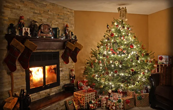 Картинка свет, украшения, комната, игрушки, елка, Рождество, подарки, Новый год