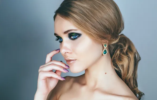 Green, girl, model, glamour, hair, hand, laying, makeup