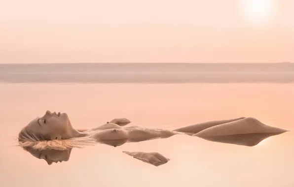 БЛОНДИНКА, ТЕЛО, ВОДА, ГРУДЬ, ГЛАДЬ, ПОВРХ