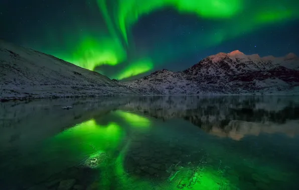 Картинка зима, небо, отражения, горы, северное сияние, фьорд