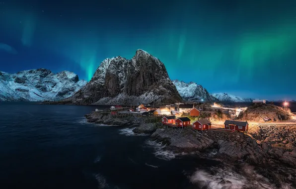 Картинка небо, горы, ночь, Норвегия, поселение, фьорд, северное сеяние