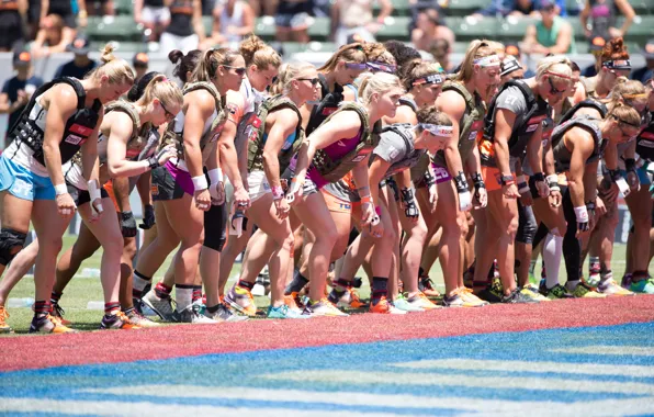Women, start, crossfit games, competing