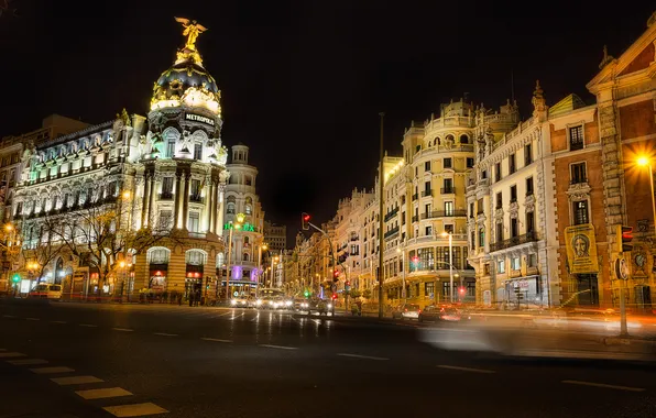 Картинка ночь, огни, улица, дома, перекресток, Spain, Madrid, мадрид
