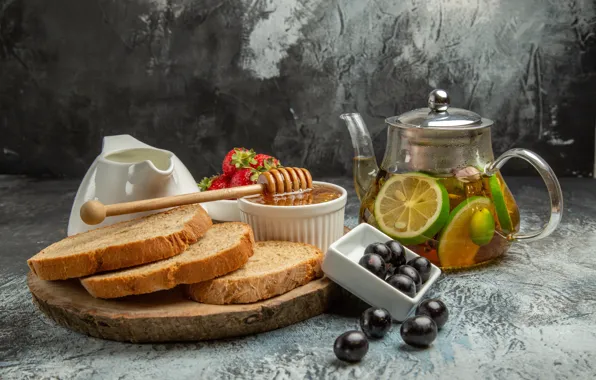 Ягоды, стол, чай, чайник, клубника, хлеб, виноград, чаепитие