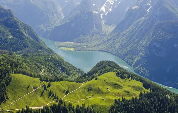 Германия, Вид на озеро Кёнигсзее, вершина горы Йеннер