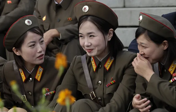 Улыбка, девушки, армия, милитари, Северная Корея, КНДР