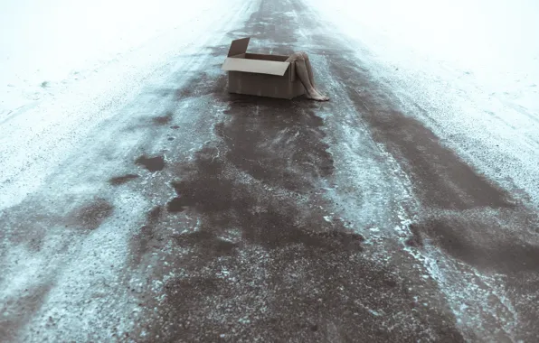 Картинка дорога, коробка, ноги