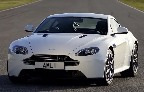 Картинка белый, обои, Aston Martin, автомобиль, Vantage S