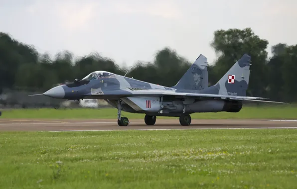 Истребитель, аэродром, взлет, многоцелевой, MiG-29, МиГ-29