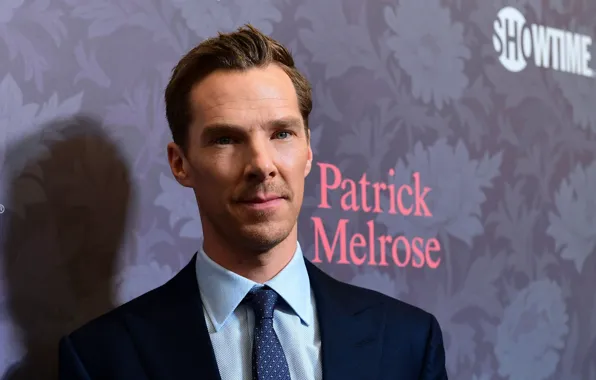 Взгляд, фон, мужчина, актёр, Бенедикт Камбербэтч, Benedict Cumberbatch, британский актер, строгий костюм