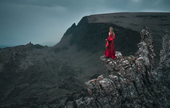 Девушка, скалы, высота, платье, Lizzy Gadd