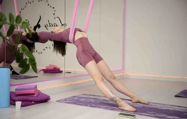 Gym, leggings, buttock, woman fitness, activewear, woman exercises, woman streching, woman workout