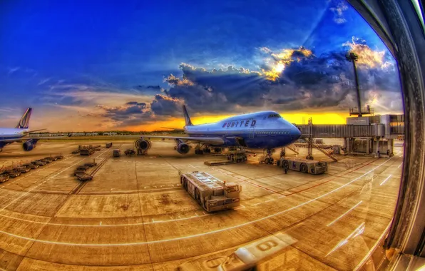 Картинка небо, облака, самолеты, иллюминатор, аэропорт