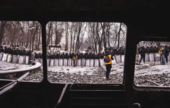 Картинка противостояние, Киев, Day of Truce