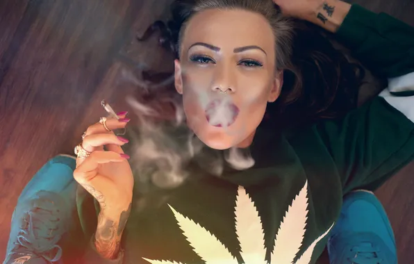 Девушка, дым, пирсинг, сигарета, татуировка, girl, model, Jack Russell photography