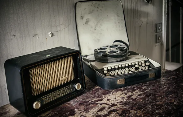 Картинка лента, радиоприёмник, Typewriter